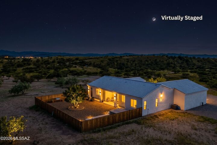Property Photo: 28 San Gabriel Drive AZ 85621
