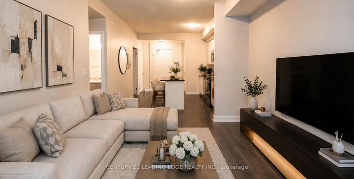Property Photo: 15 Bruyeres Mews 517 ON M5V 0A7