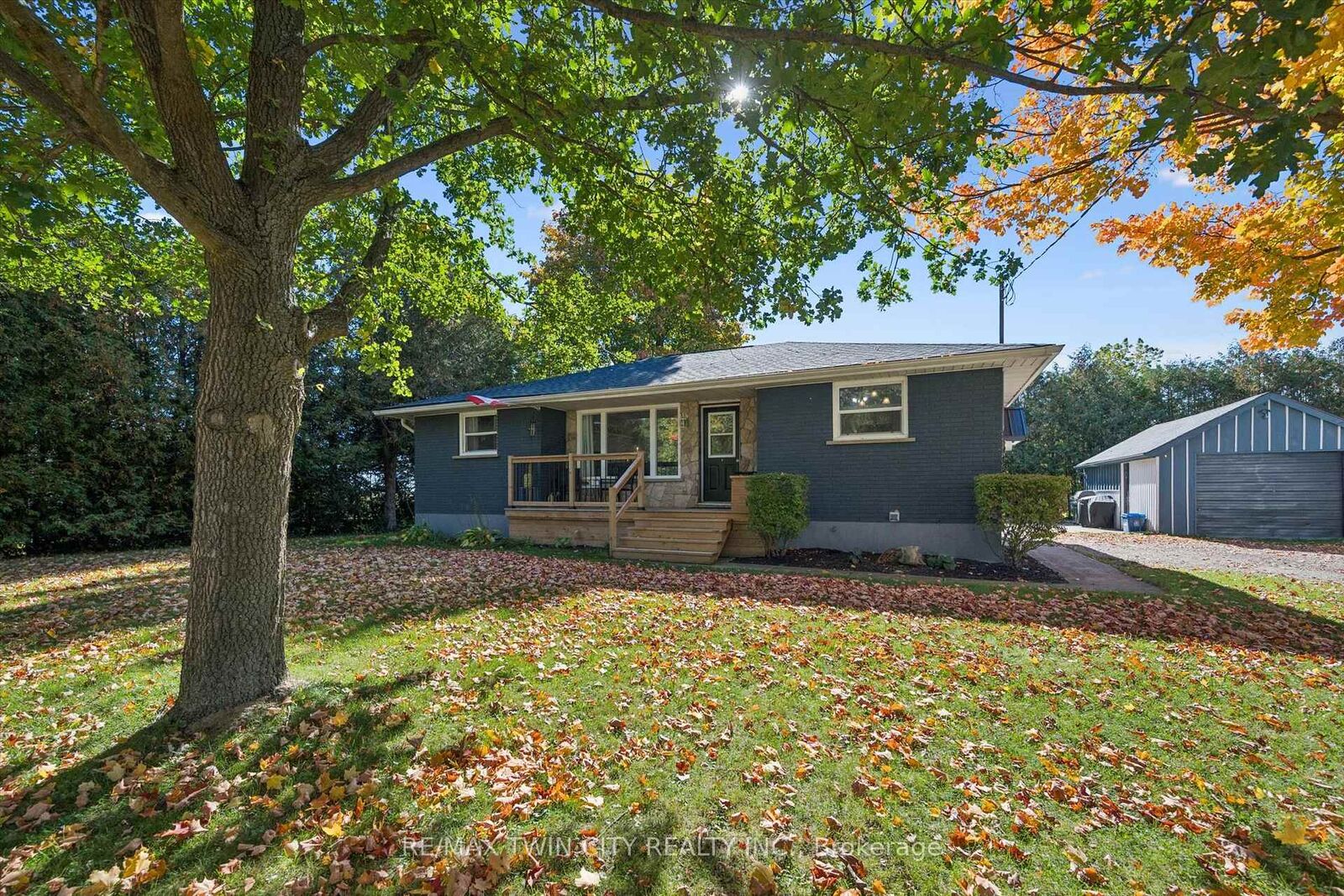 Property Photo: 15 Emma Street ON N0J 1V0
