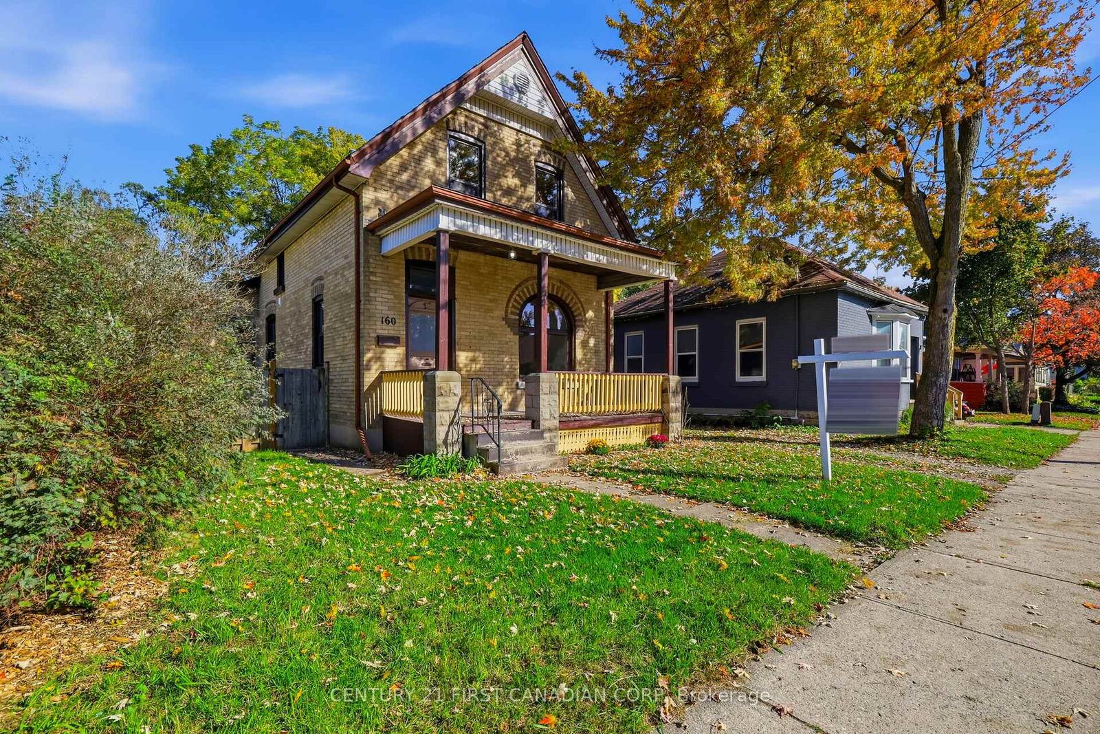 Property Photo: 160 Egerton Street ON N5Z 2G4