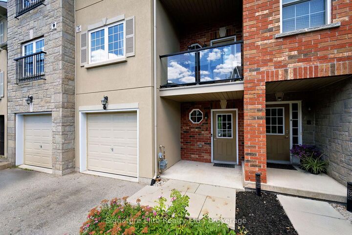 Property Photo:  57 Ferndale Drive S 7  ON L4N 5T6 