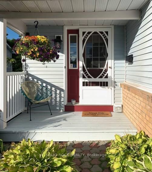 Property Photo:  27 Randall James Drive  ON K2S 1L9 