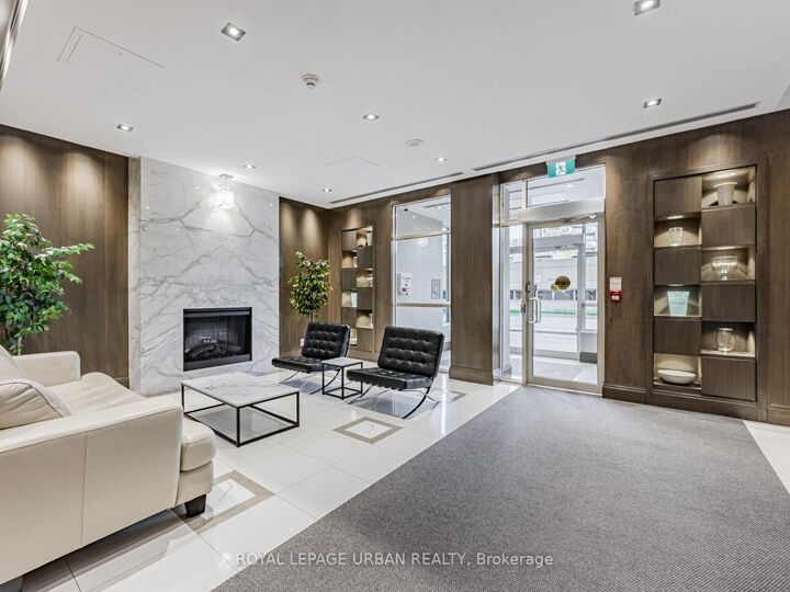 Property Photo: 1103 Leslie Street 202 ON M3C 4G8