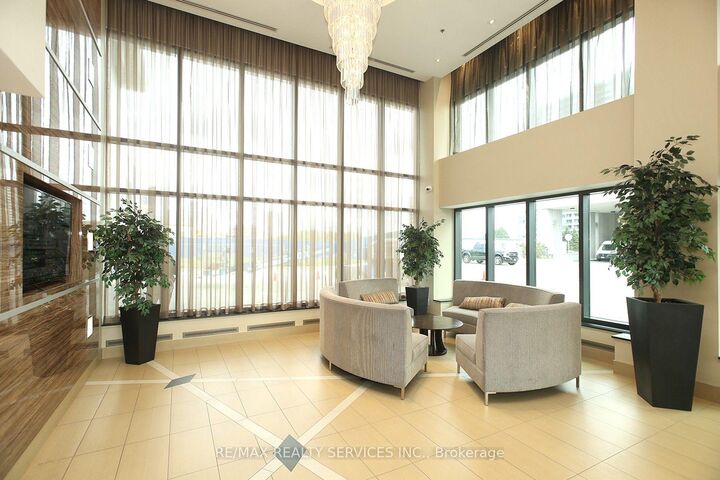 Property Photo:  3985 Grand Park Drive 1411  ON L5B 0H8 