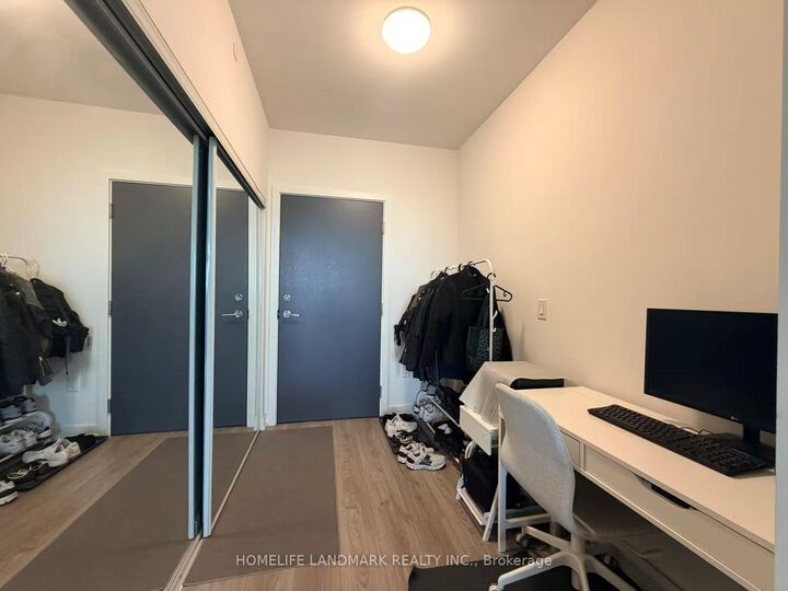 Property Photo:  10 De Boers Drive 906  ON M3J 0H1 