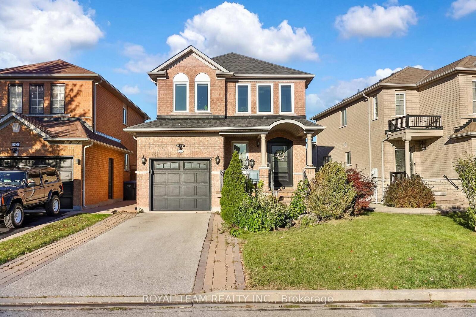 Property Photo: 40 Emily Carr Crescent ON L7E 2K9