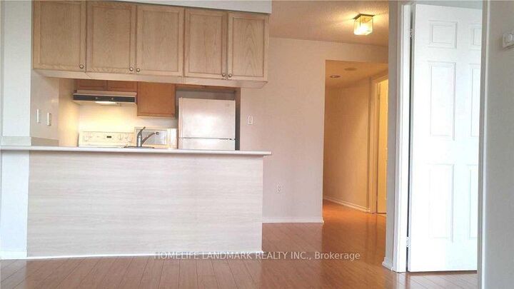 Property Photo:  889 Bay Street 601  ON M5S 3K5 