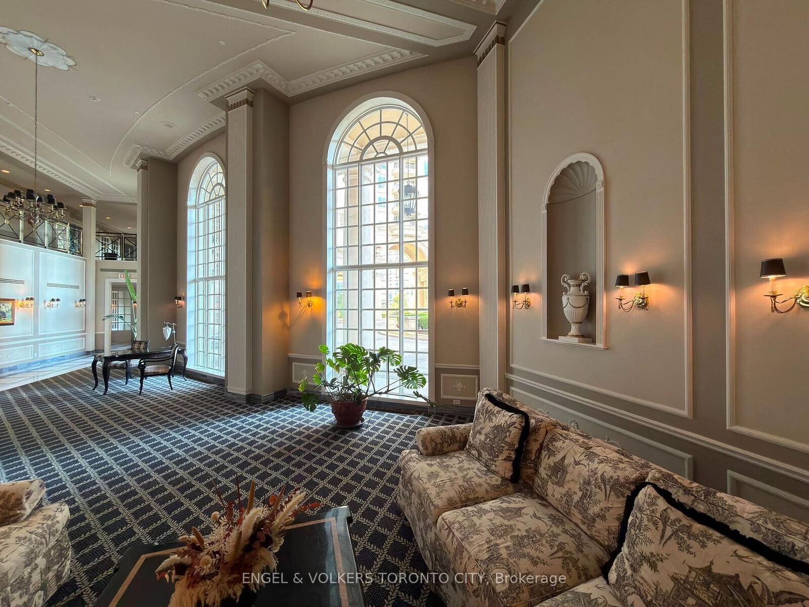 Property Photo:  2285 Lake Shore Boulevard W 1204  ON M8V 3X9 