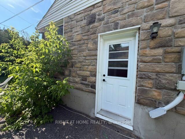 Property Photo:  40 Gilbey Drive Lower Unit  ON K2E 5S6 