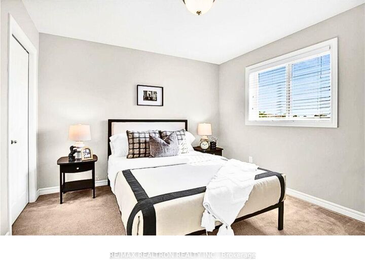 Property Photo:  2062 Cherrywood Trail Main Floor  ON N6H 5K1 