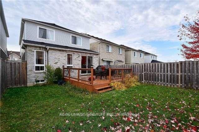 Property Photo:  116 Silverwood Circle  ON L1Z 0A2 