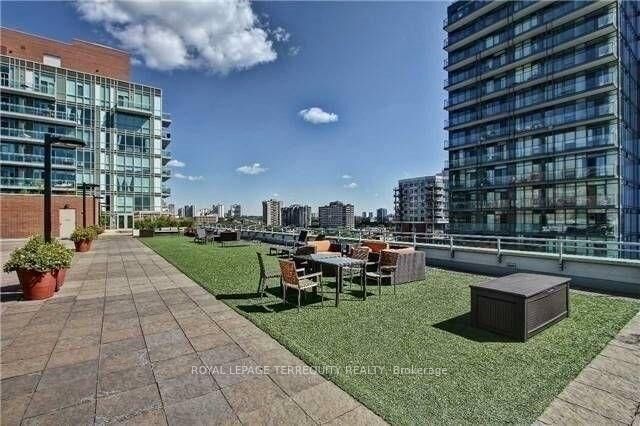 Property Photo:  116 George Street 405  ON M5A 3S2 