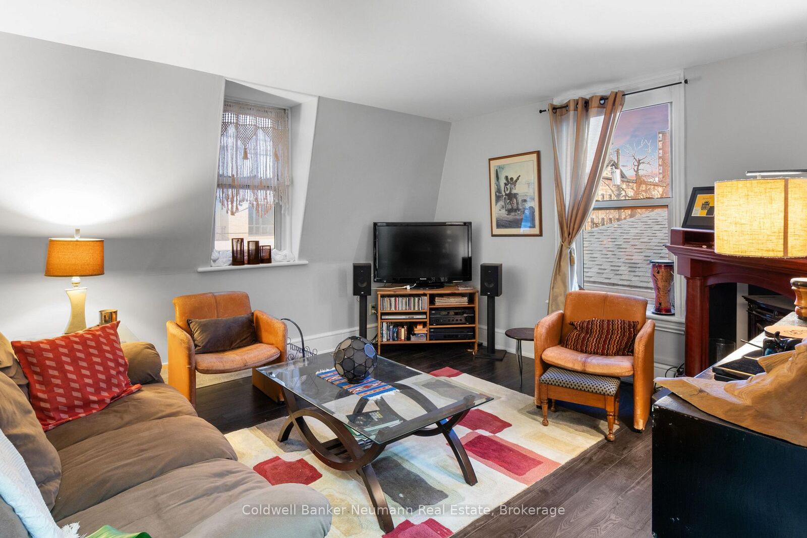 Property Photo: 54 Yarmouth Street A ON N1H 4G3