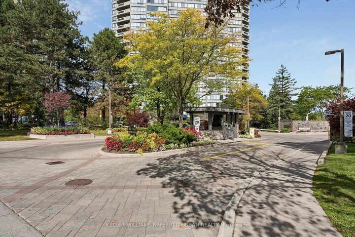 Property Photo:  55 Skymark Drive 2107  ON M2H 3N4 