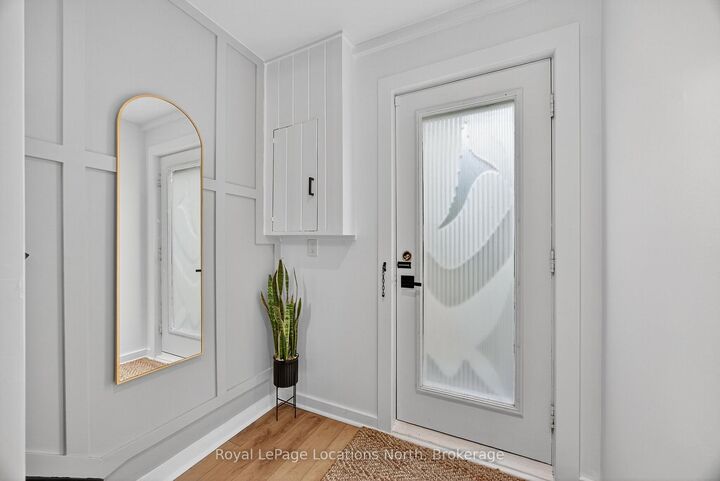 Property Photo:  5 Dawson Drive 305  ON L9Y 5B4 
