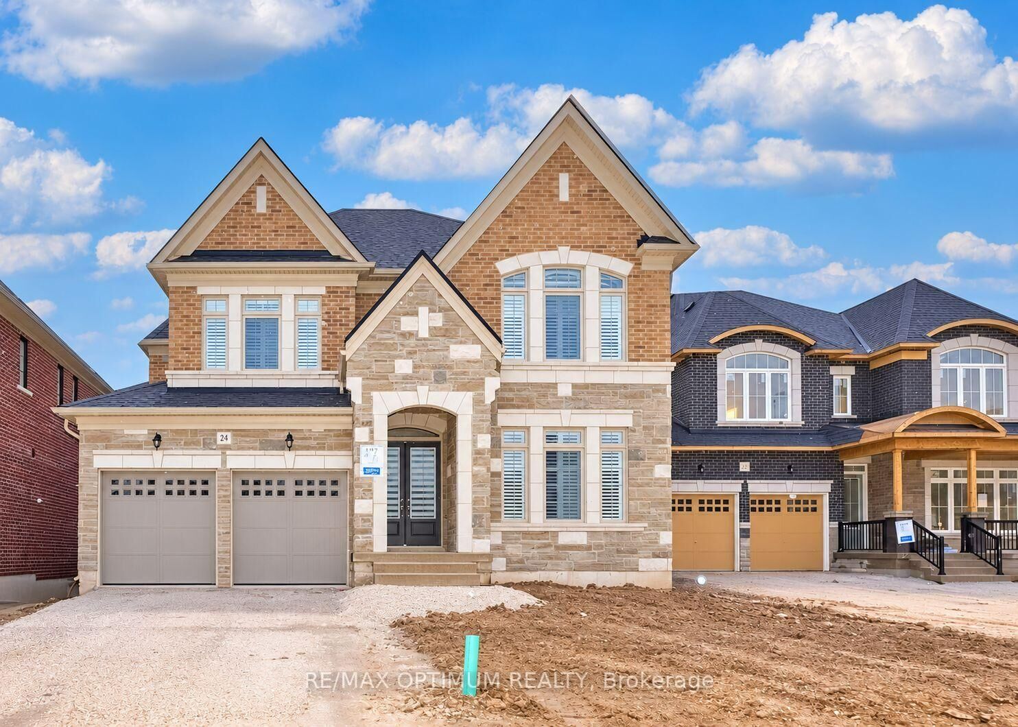 Property Photo:  24 Selwood Drive  ON L6P 4R5 