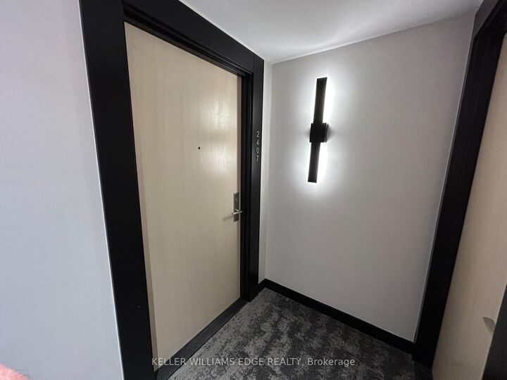 Property Photo:  395 Bloor Street E 2407  ON M4W 0B4 
