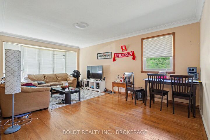 Property Photo: 5568 Drummond Road ON L2G 4L3