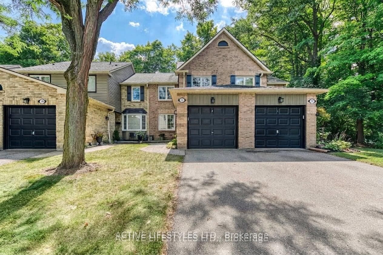 Property Photo:  2766 Folkway Drive 23  ON L5L 3M3 