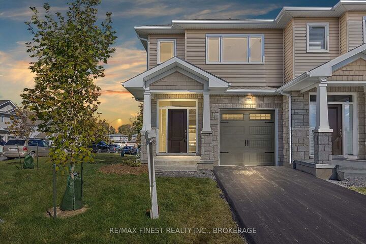 Property Photo:  188 Heritage Park Drive  ON K7R 3Y1 