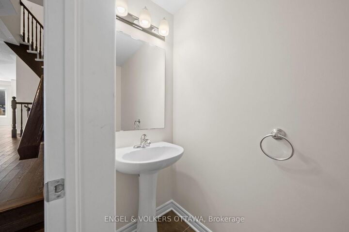 Property Photo:  561 Petrichor Crescent  ON K4A 0Y4 