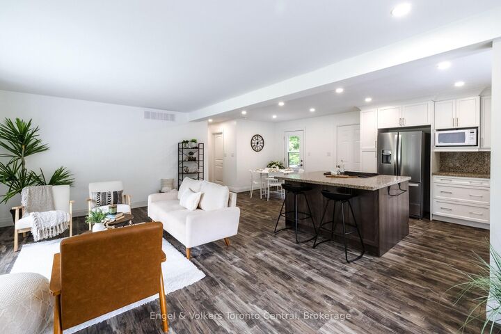 Property Photo:  37 Spencer Street  ON P1L 1E1 