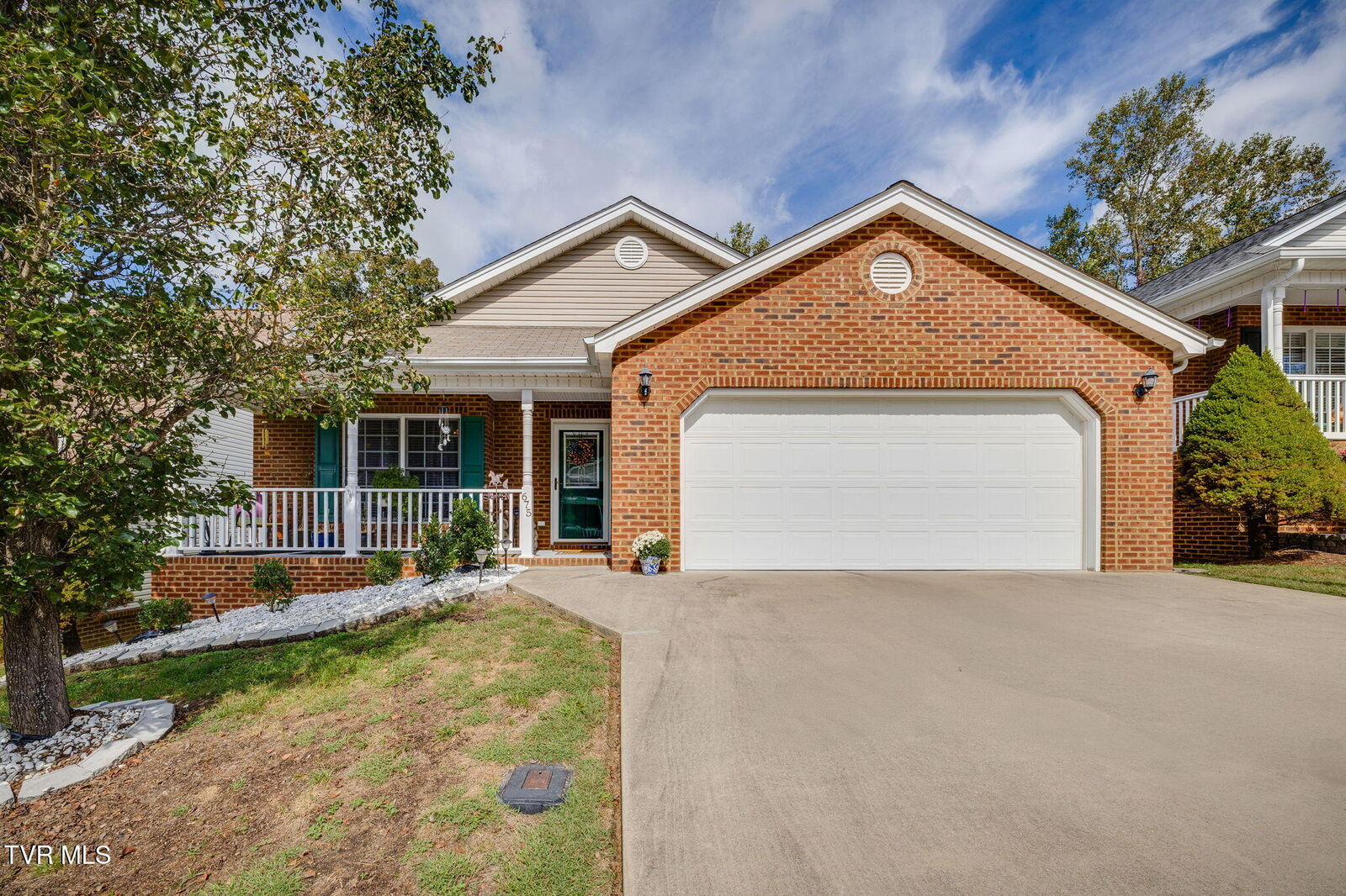 Property Photo:  675 Willowcrest Place  TN 37660 