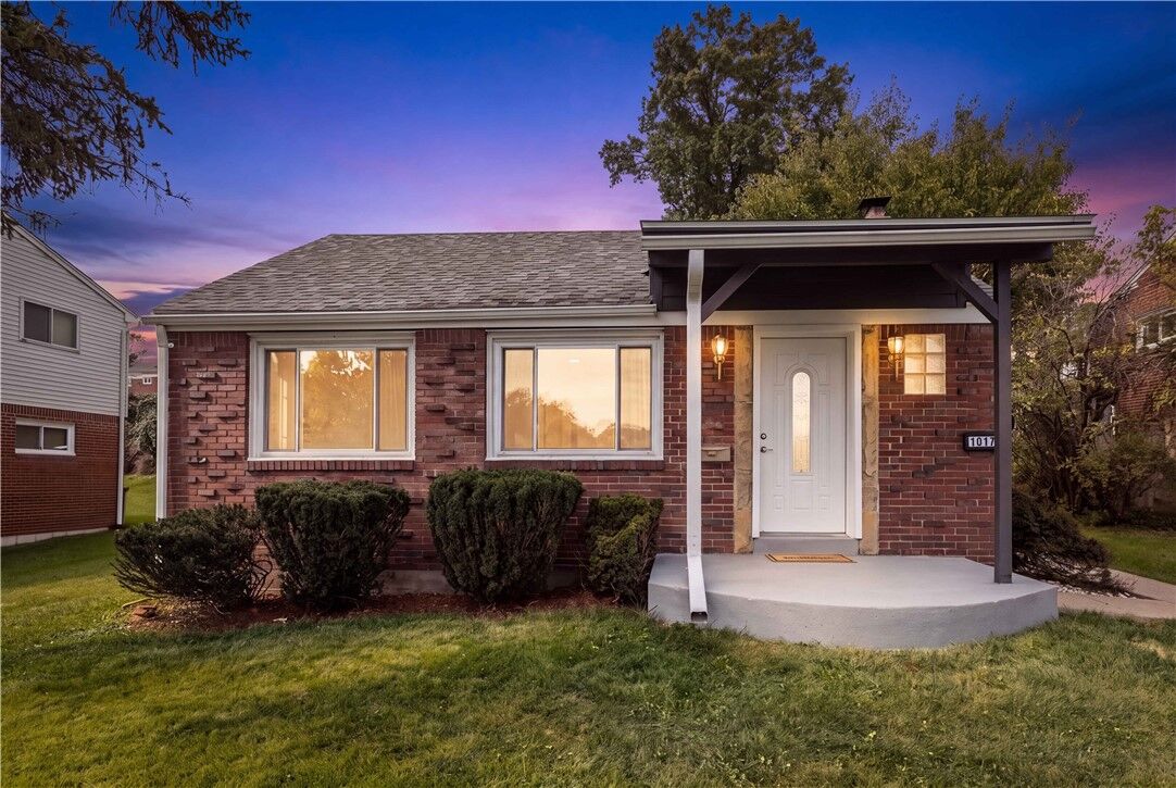 Property Photo: 1017 Girard Rd PA 15227