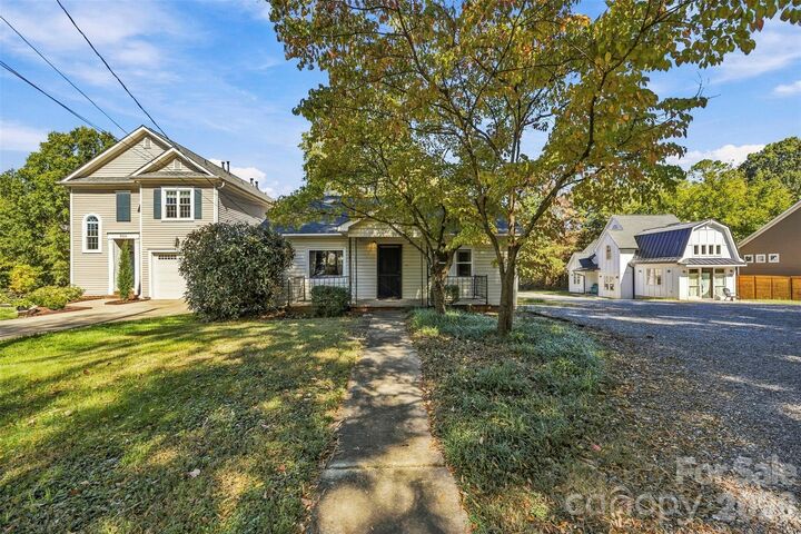 Property Photo:  220 Armour Street  NC 28036 