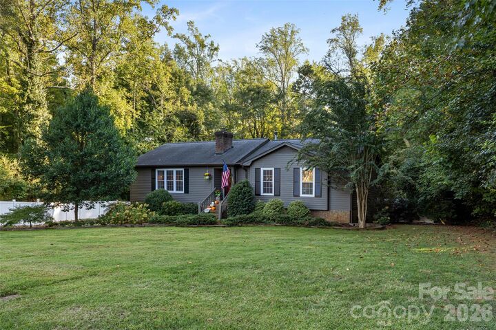 Property Photo:  1118 Ford Drive  NC 28098 