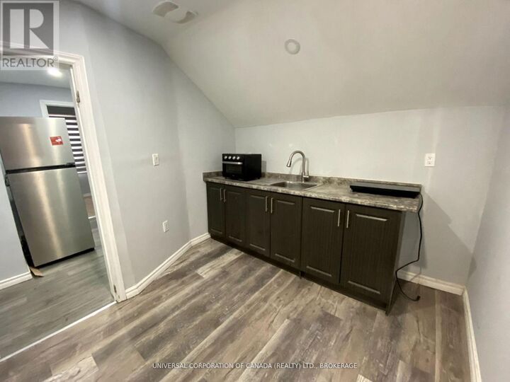 Property Photo:  137 Ross Street  ON N5R 3X9 