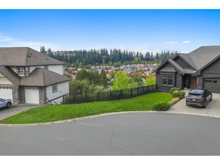 Property Photo:  5165 Cecil Ridge Place  BC V2R 6A1 