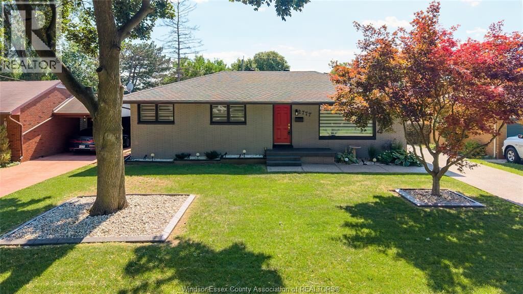 Property Photo:  2777 Rockwell Boulevard  ON N9E 2A2 