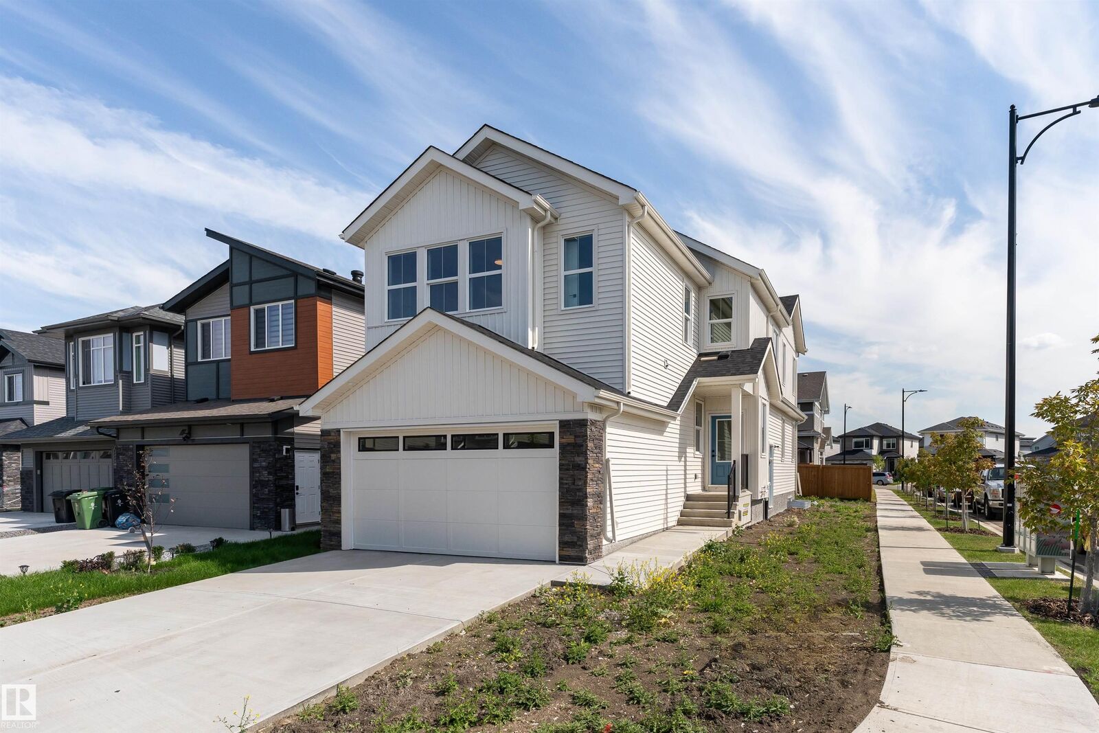 Property Photo:  294 Elliott Wynd  AB T8L 0V1 
