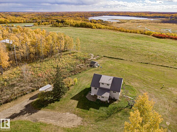 Property Photo: 1414 Hwy 37 203 AB T0E 1V0