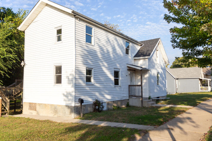 Property Photo:  510 E 10th Street  IN 46360 