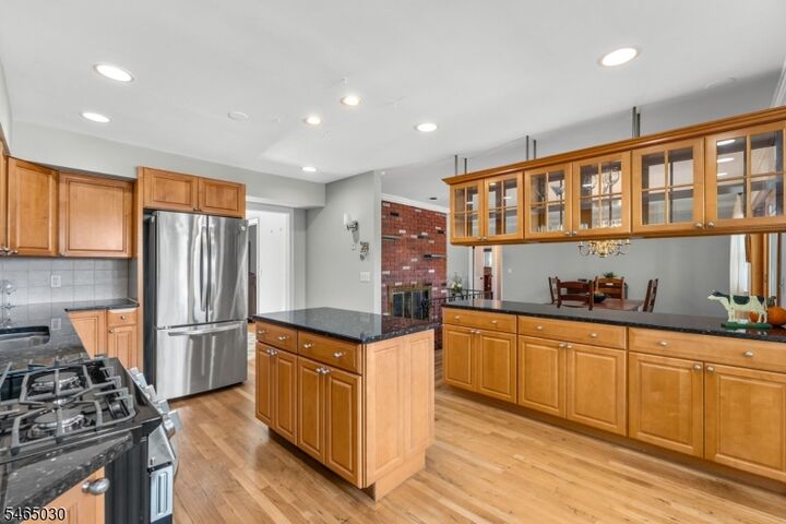 Property Photo:  39 Lessing Rd  NJ 07052 