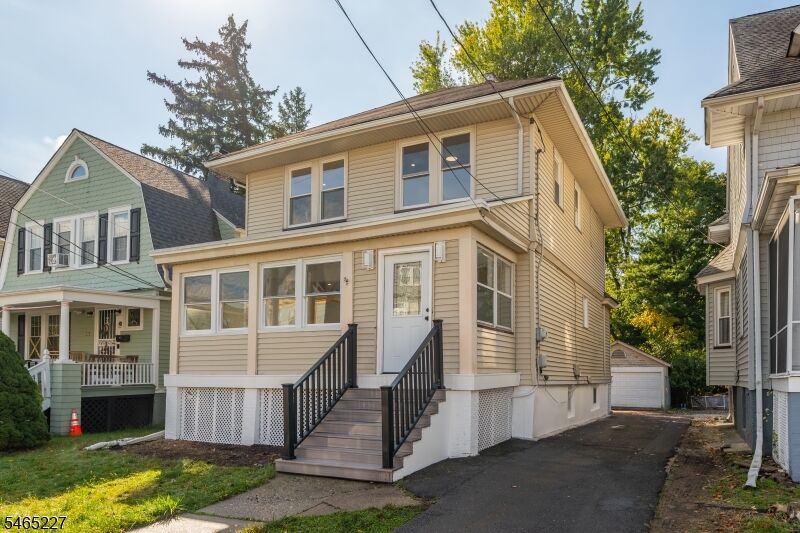 Property Photo:  18 Meeker St  NJ 07052 