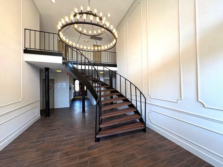 Property Photo:  2824 Briarhurst Drive 7  TX 77057 