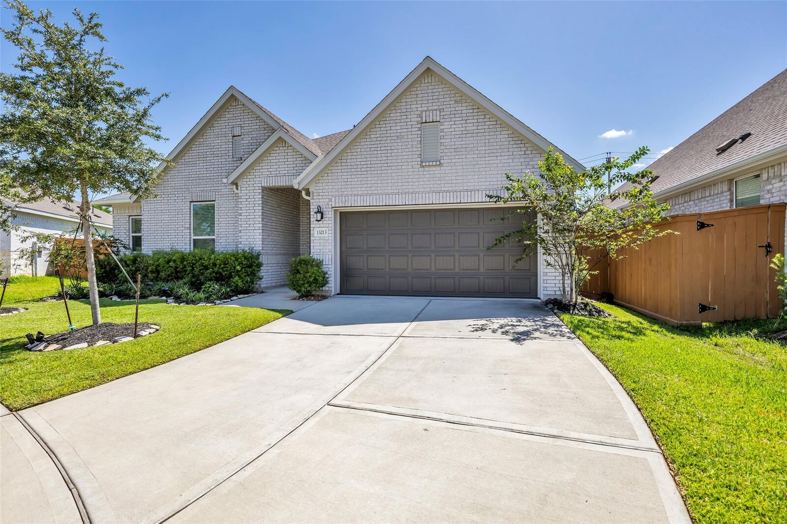 Property Photo:  13213 Harbor Point Drive  TX 77539 