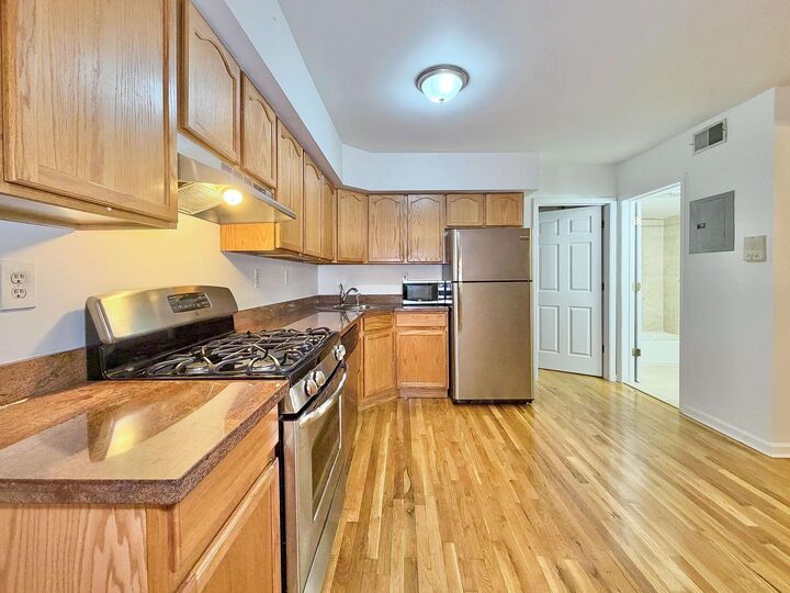Property Photo: 402 Grand St 101/1 NJ 07030