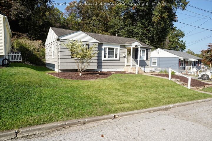 Property Photo:  1001 Dell Way  WV 25309 
