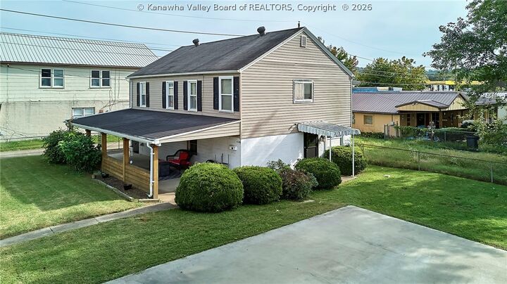 Property Photo:  438 1/2 17th Street  WV 25064 