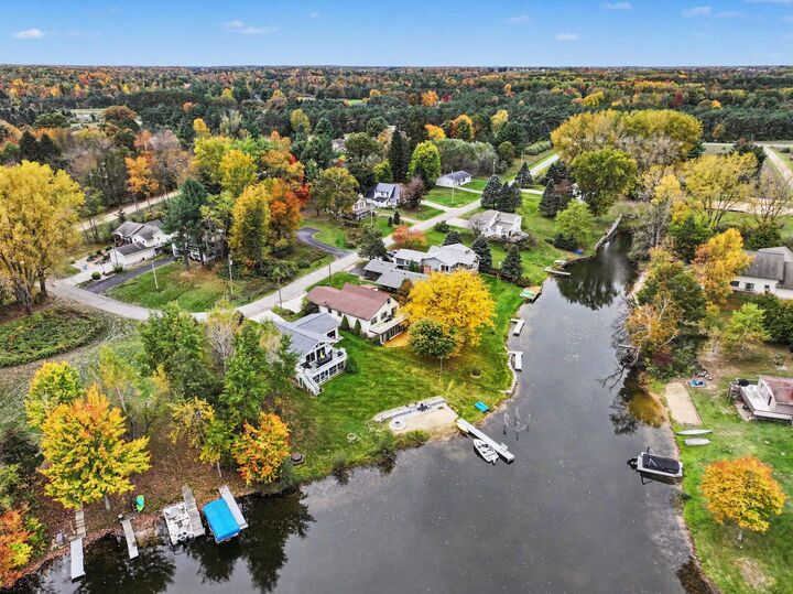 Property Photo:  11440 N Lookout Ridge  MI 49346 