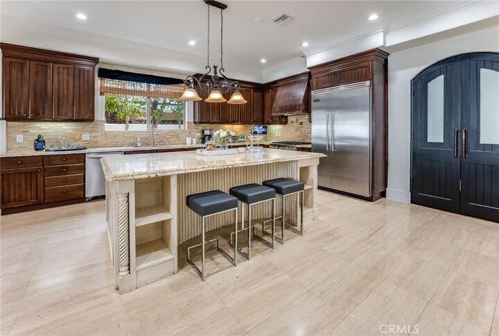 Property Photo:  23123 Oxnard  CA 91367 