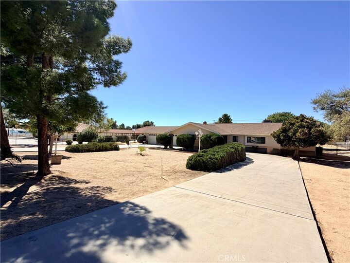 Property Photo: 15440 Mandan CA 92307