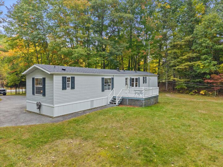 Property Photo:  261 Mast Hill Road  ME 04416 