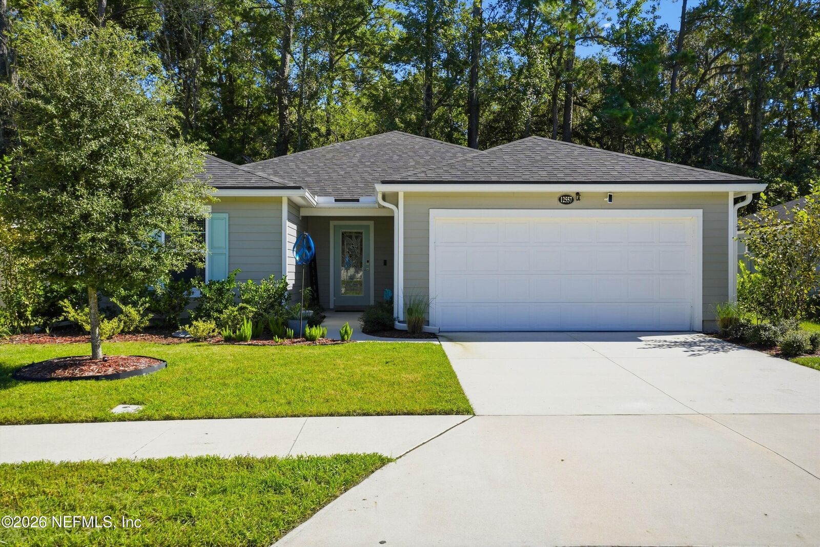 Property Photo:  12557 Creekside Manor Drive  FL 32218 