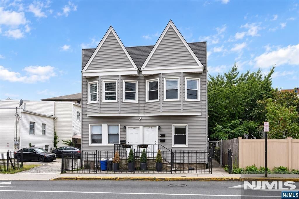 Property Photo:  354 Paterson Plank Road  NJ 07307 