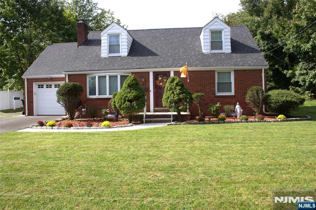 Property Photo:  65 Spring Valley Road  NJ 07652 
